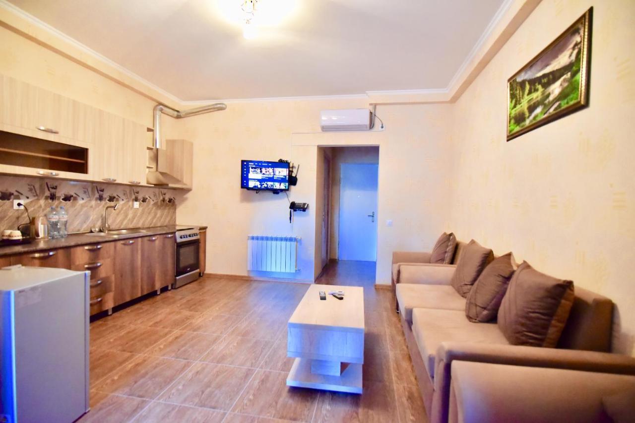 Hotel Blue Ridge Tbilisi Eksteriør bilde